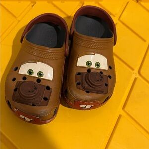 CROCS Kids Brown Character Slippers